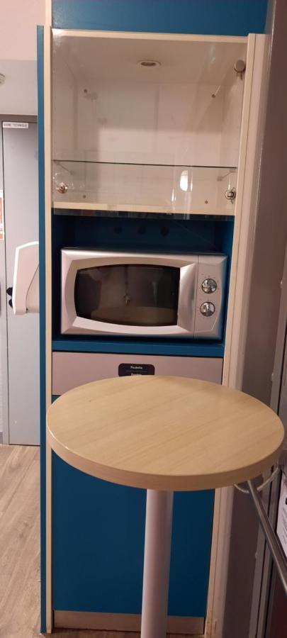 Hotelf1 Compiegne Venette Bagian luar foto